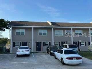 Primary Photo - 112 Caribbean St