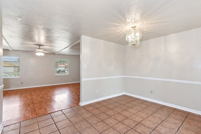 Building Photo - 24111 Reagon Canyon Dr