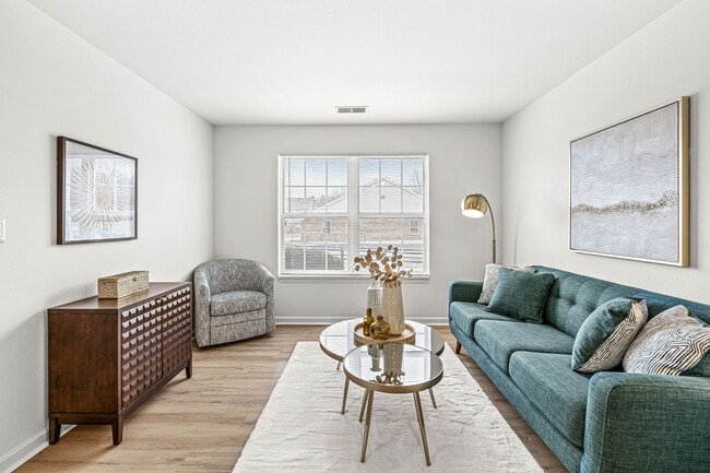Building Photo - Arborwood Apartments
