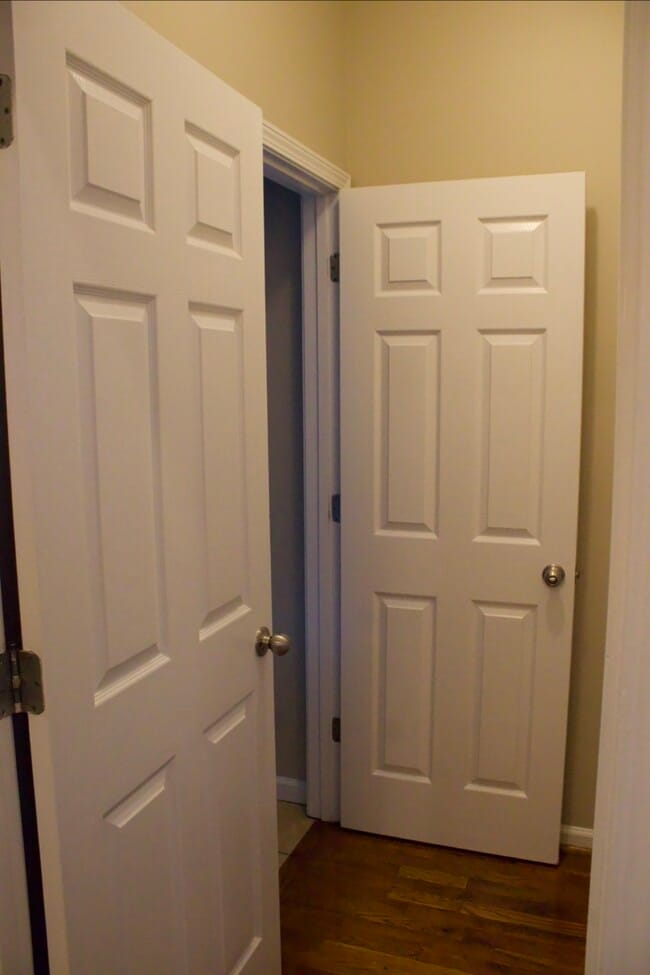 Building Photo - 1188 Ira St SW