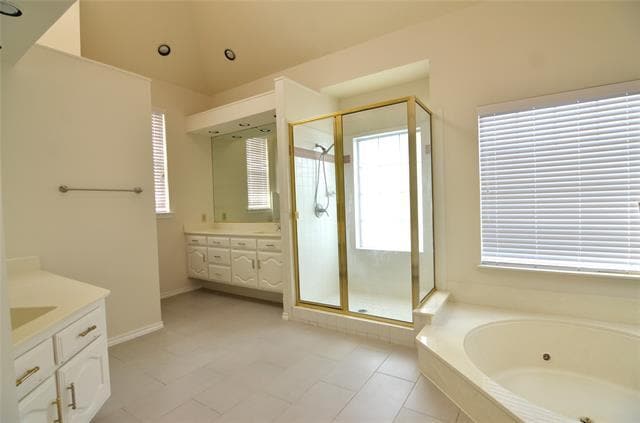 Building Photo - 7000 Ivory Ct