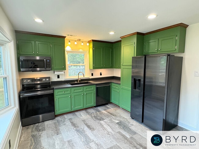 Building Photo - 112 Monath Rd