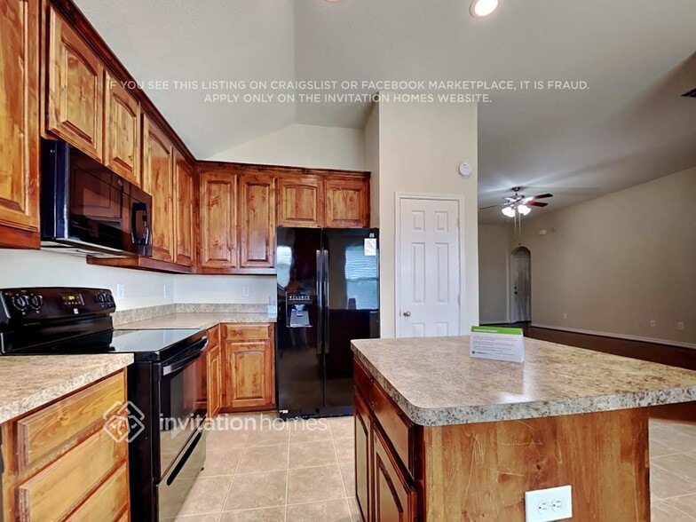 Building Photo - 9324 Nathan Ct