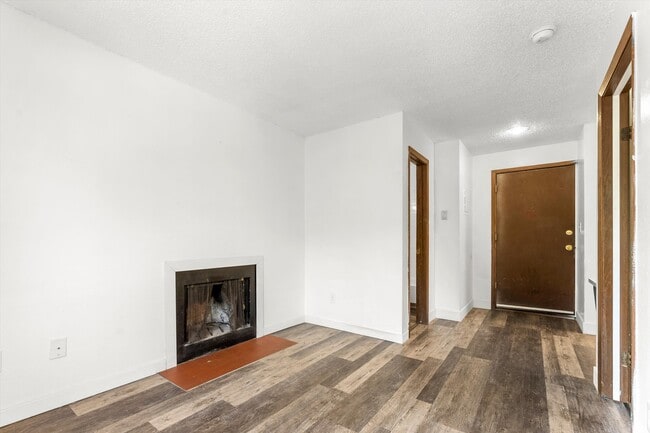 Building Photo - South Street Apartments