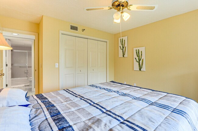 Building Photo - 113 Tidy Island Blvd