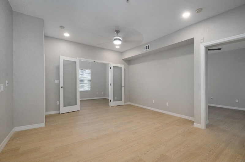 Building Photo - 826 Camargo Way