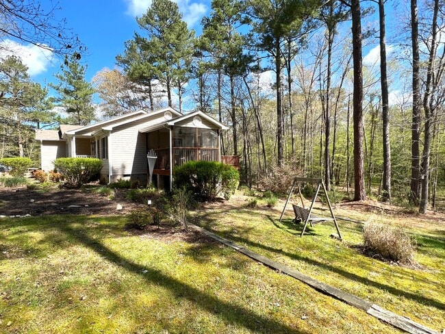 Building Photo - Fully Furnished & All Inclusive Beauty on Lake Gaston
