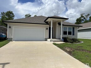 Building Photo - 5273 Peach Dr