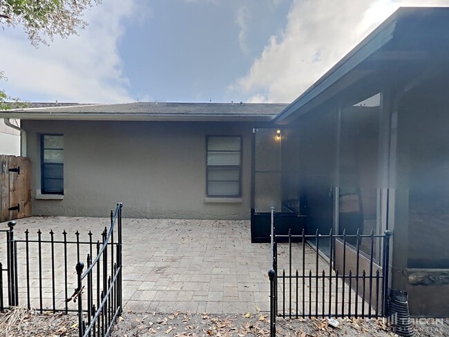 Building Photo - 8017 Lansing Dr