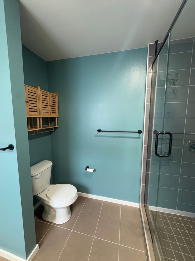 Building Photo - Luxury Townhouse in South Park