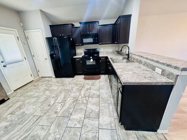 Building Photo - 9145 S 253rd E Ave