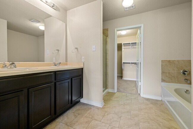 Building Photo - Spacious Redbird Ranch Home with Loft, Main Floor Primary Suite & Entertainer’s Deck