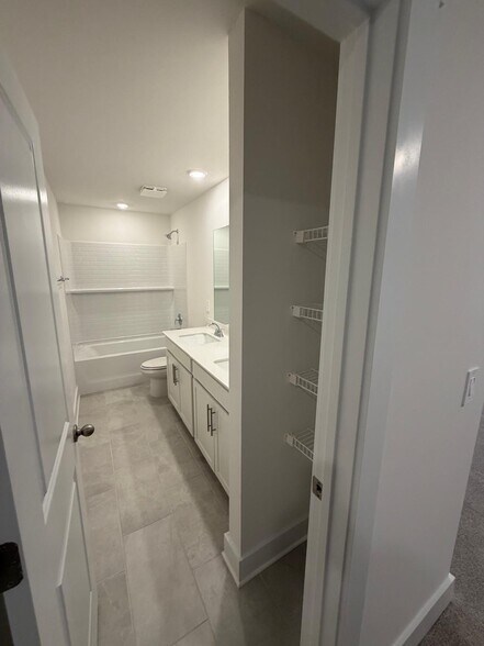 Building Photo - 4291 Ashland City Hwy