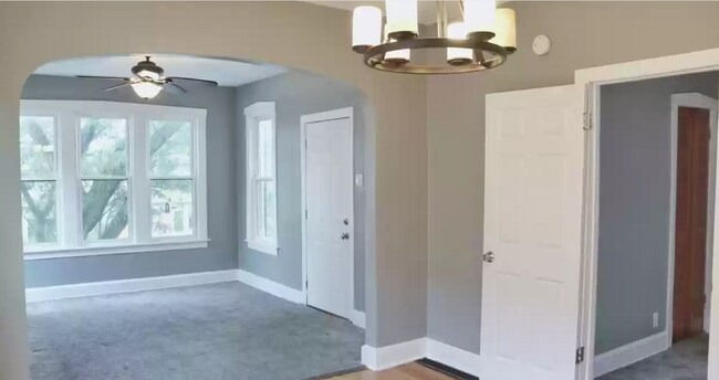 Building Photo - 4155 N Marmora Ave