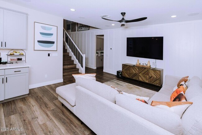 Building Photo - 13848 S 177th Ln