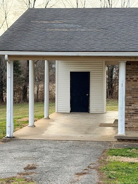 Building Photo - 8415 Shell Ln NW