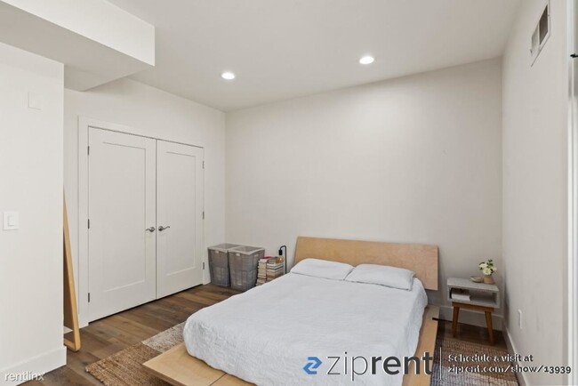 Building Photo - 1 br, 1 bath Condo - 4395 Piedmont Ave, Oa...