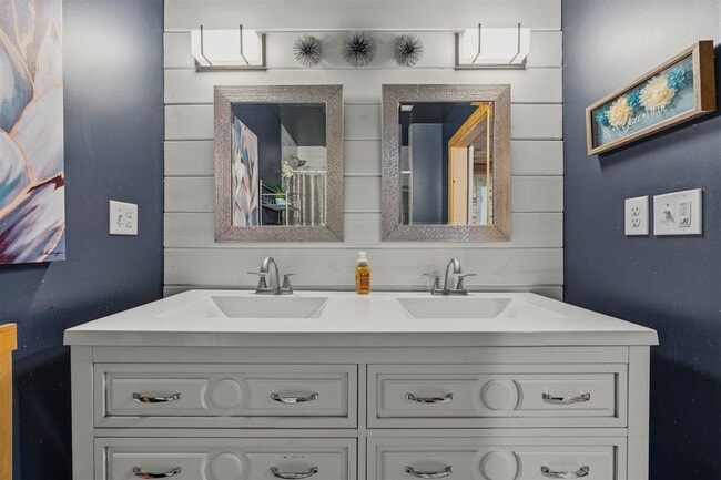 Building Photo - 10730 Barren River Rd