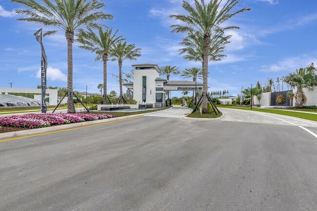 Building Photo - 8561 Crystal Downs Ave