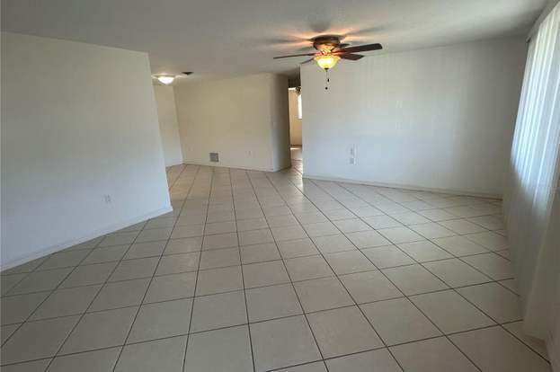Building Photo - 1835 Neptune Dr