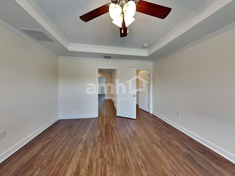 Building Photo - 4307 Reisswood Loop