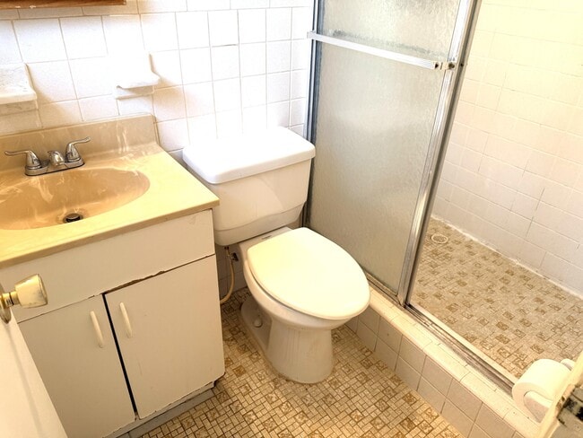 Building Photo - 4649 Bougainvilla Dr