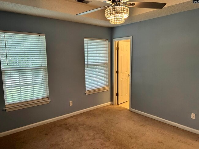 Building Photo - 17 Sugar Maple Ct