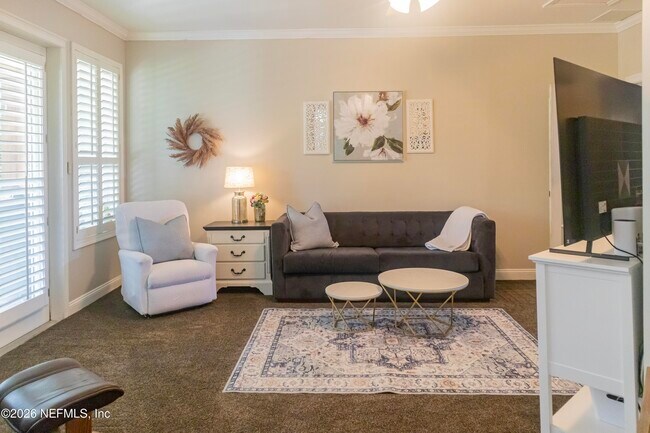 Building Photo - 904 Gallier Pl