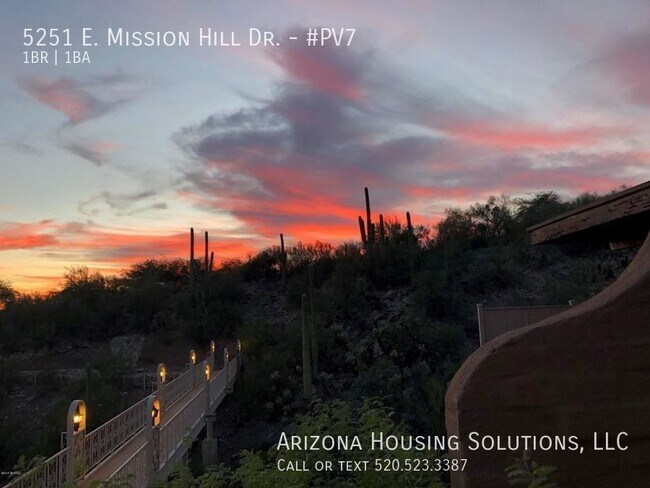 Building Photo - Palo Verde 7