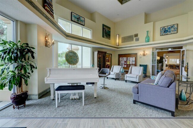 Building Photo - 210 NW Zanzibar Pl