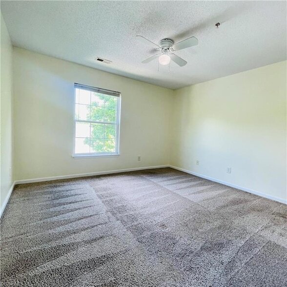 Building Photo - 903 Hanahan Ct