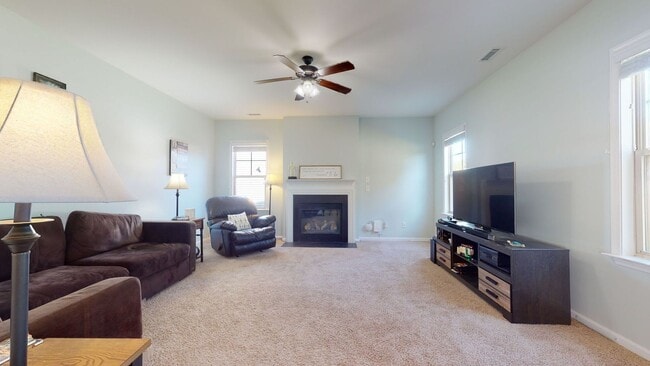 Building Photo - 5 Bedroom Home in Carolina Forest