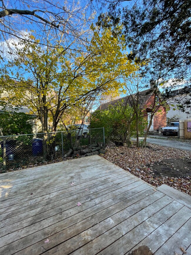 Deck - 250 Allen Ave