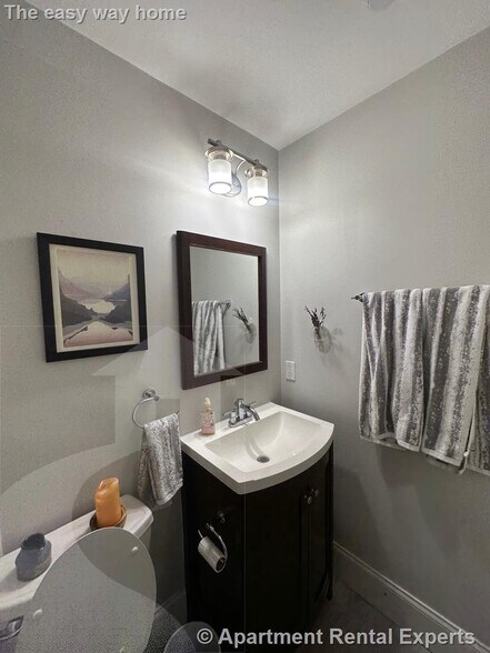 Building Photo - 16 Linden Ave