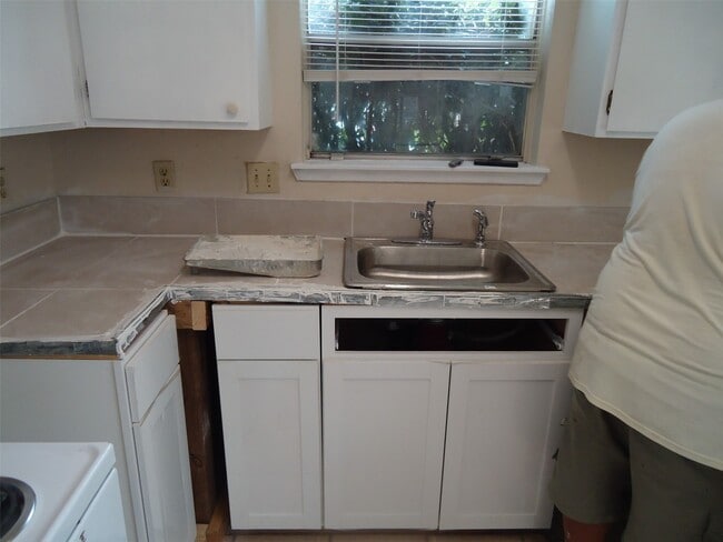 Building Photo - 7610 Lemma Dr