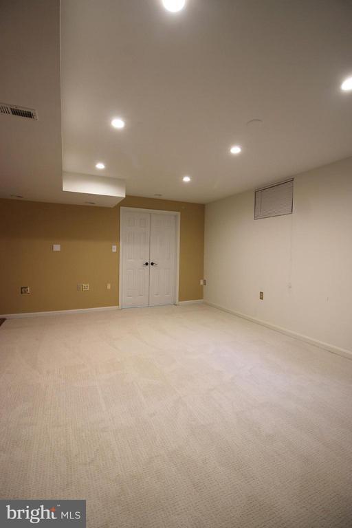 Building Photo - 14015 Wood Rock Way