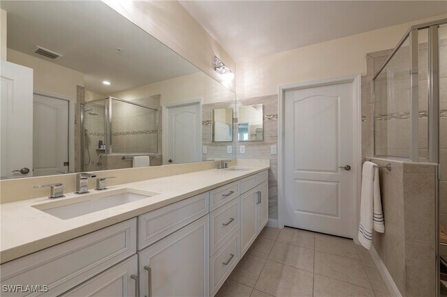 Building Photo - 6954 Avalon Cir
