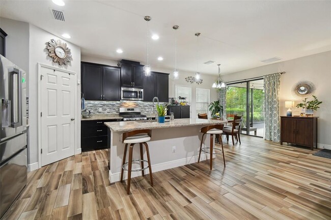 Building Photo - 2445 Whittler Br