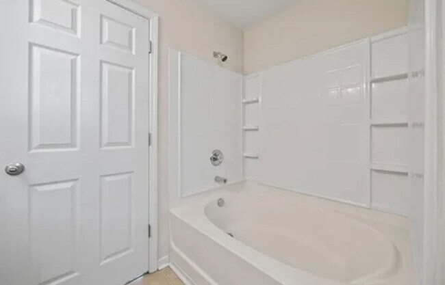 Building Photo - Lexington 3bd/2ba Ranch in Persimmon Grove