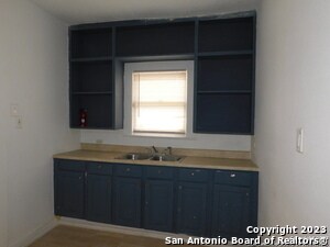 Building Photo - 1521 Hays St