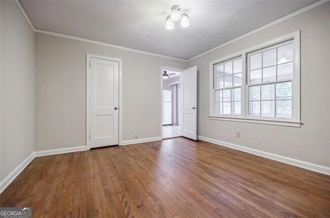 Building Photo - 1716 Beacon Hill Blvd NE