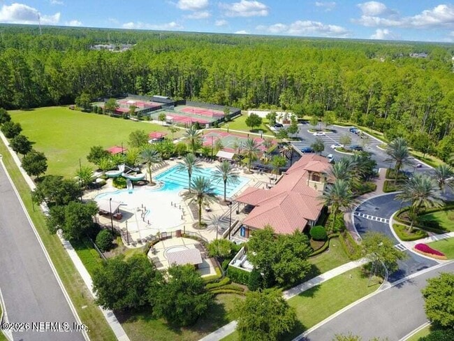 Building Photo - 156 Nelson Ln