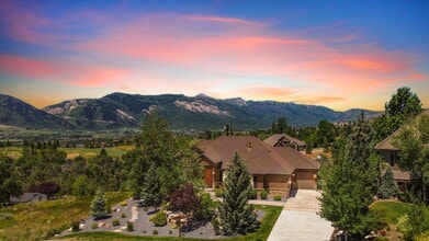 Building Photo - 3573 N Elkview Dr