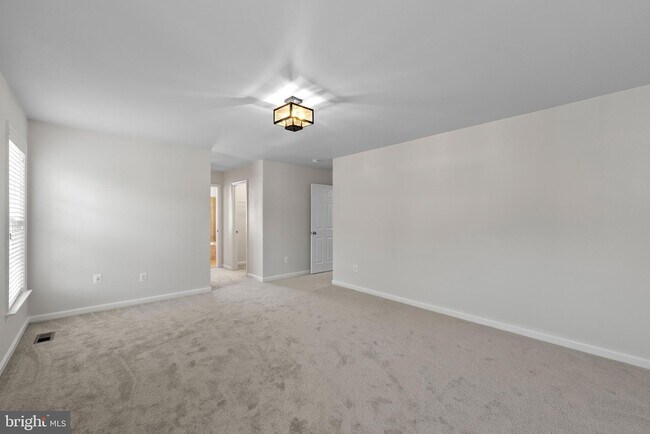 Building Photo - 7722 Yalta Way