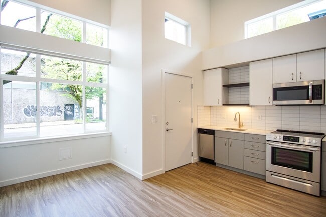 Building Photo - Modern & Chic 1-Bedroom w/Condo-Grade Finishes & APP FEES CREDITED