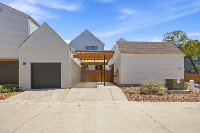 Building Photo - 4020 Airport Blvd