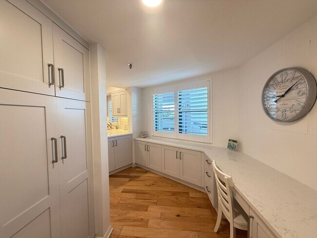 Building Photo - Luxury, furnished seasonal rental, Tequest...