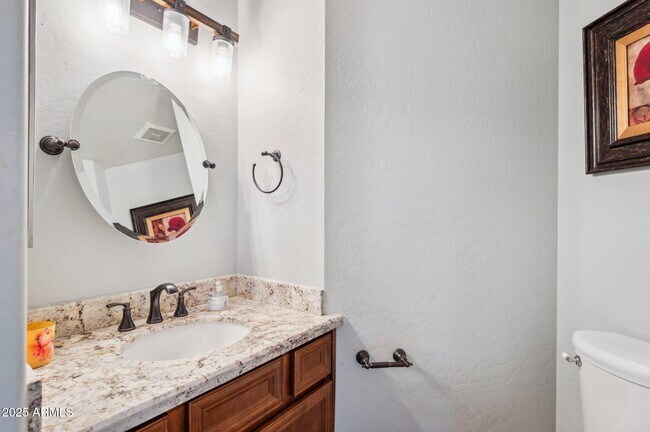 Building Photo - 758 S Lagoon Dr