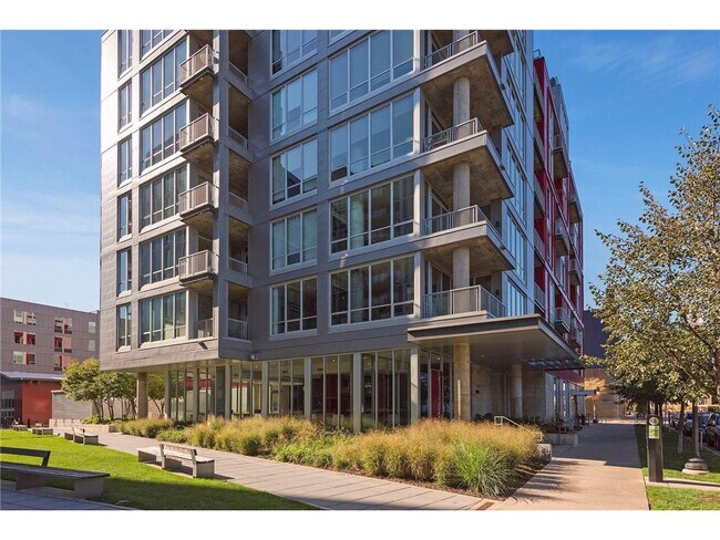 Building Photo - 901 S 2nd St