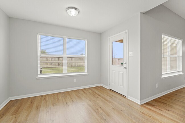 Building Photo - 7126 Montclair Peak Ln